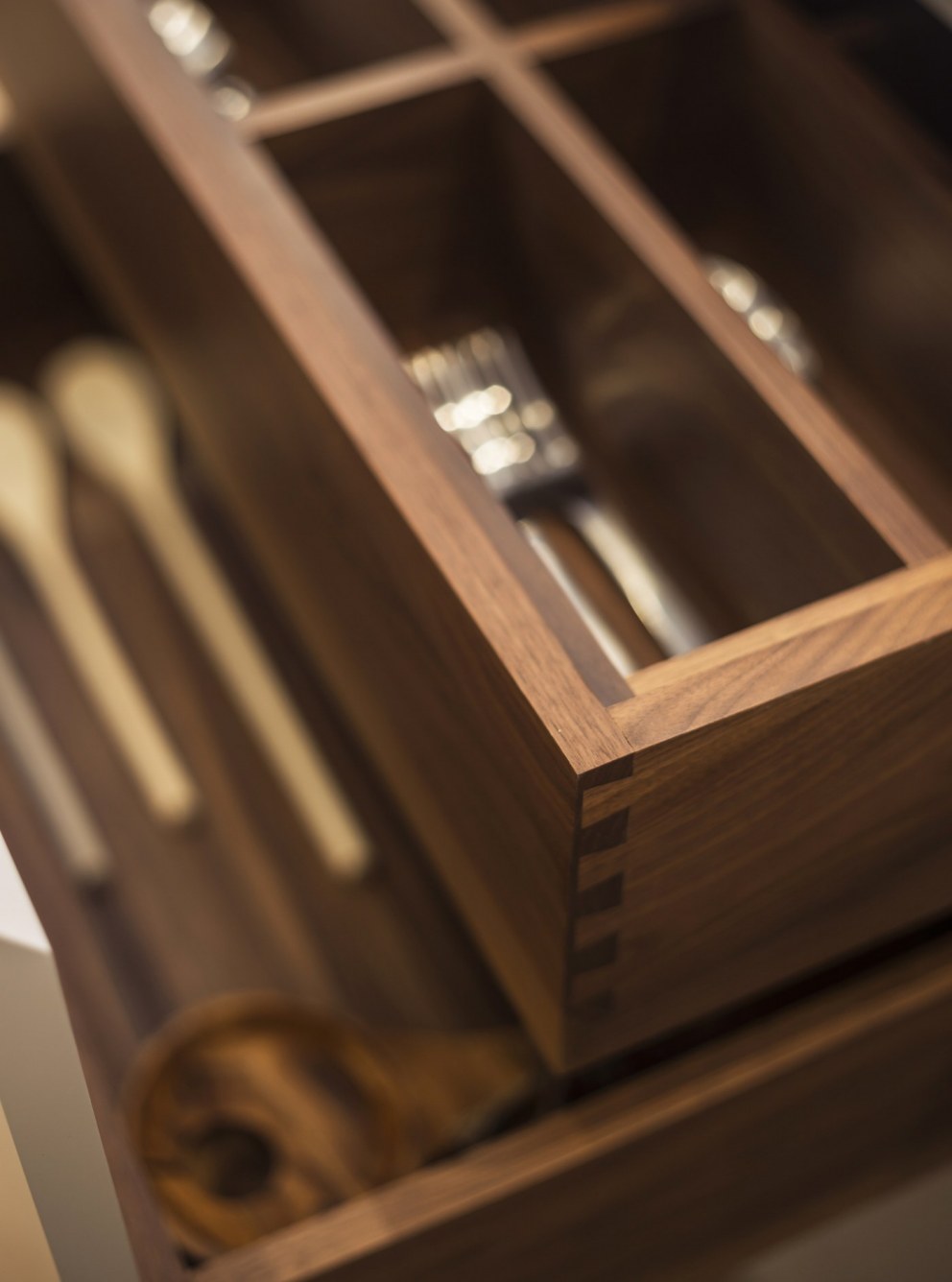 3000 sqft Townhouse - Highgate | Dovetailed walnut cutlery drawer detail in bespoke kitchen  | Interior Designers